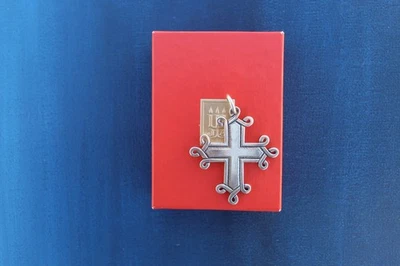 James Avery Large Cross Infinity Ribbon Pendant Religious 925 Sterling Silver - Image 1 of 4