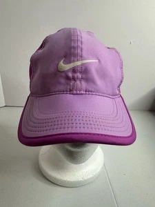 Nike Featherlight Dri-Fit Cap lila Damen OSFA Strapback Laufen Golf Tennis - Bild 1 von 6