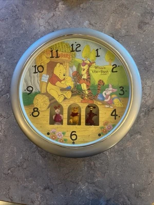 Reloj de Pared Vintage Winnie the Pooh and Friends Disney Batería PROBADO Foto 1 de 4
