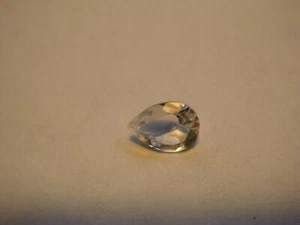 Topaz Clear Pear Cut Gemstone 7 mm x 5 mm 0.75 carat unique Gem - Picture 1 of 3
