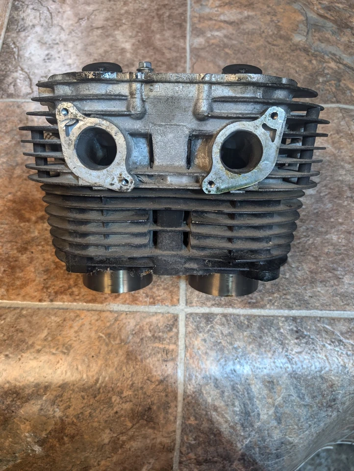  Yamaha XS400 1980 válvulas de culata  Foto 1 de 4