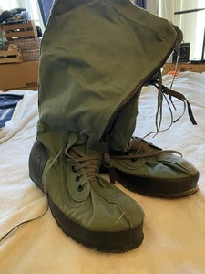 Vintage US Military Issue Size M Extreme Cold Weather Boots Type N-1B Mens - Bild 1 von 9