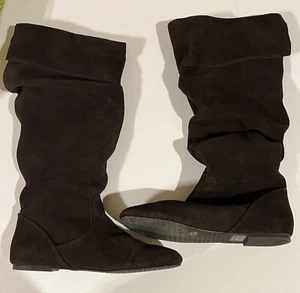 GIANNI BINI Style JACKPOT204 Color NIGHT BROWN Flat Boots Sued Size 9 New - Picture 1 of 10