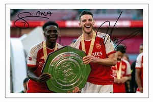 SAKA & RICE Autógrafo Firmado 6x4 Pulgadas FOTO Regalo Preimpreso Firma ARSENAL - Imagen 1 de 2