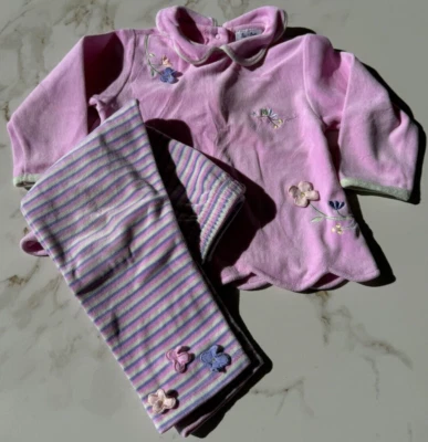Camisa vintage Le Top 2T de terciopelo rosa con flores de hadas, pantalones de flores de terciopelo a rayas 3T Foto 1 de 4