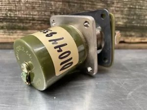 Military NATO Cable Receptacle 11682345, MFR-61090, 5935-01-494-3642 - Foto 1 di 4