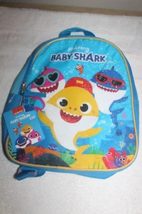 Mochila pequeña Baby Shark de lona ligera - Imagen 1 de 6