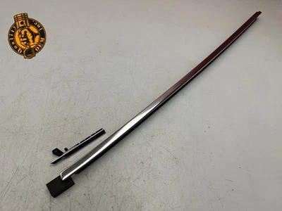 2015-2024 年 JAGUAR F 型 COUPE 前右乘客门窗皮带模具 OE — 第 1/4 张图片