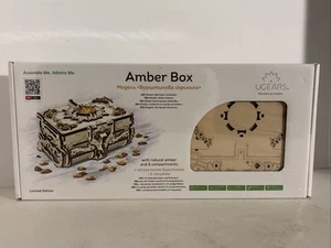 UGEARS Amber Box 3D Mechanical Model Natural Wooden Treasure Box No Glue Connect - Picture 1 of 5