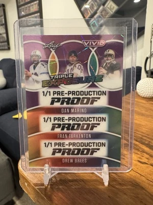 Fútbol americano Leaf Vivid 2025 Dan Marino Drew Brees Fran Tarkenton 1/1 prueba previa Foto 1 de 2