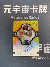 2017-18 Panini Select Gorgui Dieng Signatures Gold Prizm Autograph 7/10
