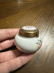 Vintage Limoges handbemalte Blumen Schmuckschatulle - Bild 1 von 9