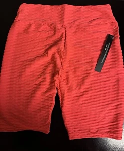 Women's Textured Workout Yoga Biker Pants Scrunch Booty Butt Lift Bermuda Shorts - Picture 1 of 3
