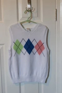 Gymboree boy sweater vest, white, with diamonds, size M (7-8) - Picture 1 of 3