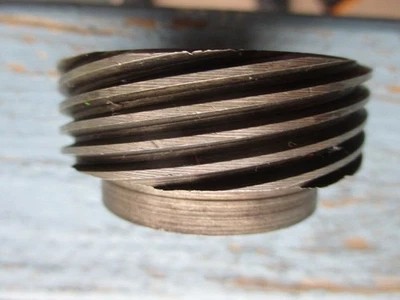 Ford 3 speed 40's to 53 8 tooth speedometer drive gear P/n. 21-C85-C8 car truck - Image 1 of 4