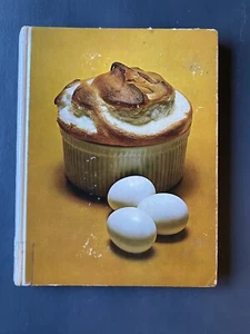 VINTAGE COOKBOOK - Provincial France - 1968 - Picture 1 of 3