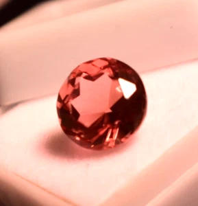 New Auction  Color Changing Alexandrite 4.45 Carat Approx. Faceted Round Shape - Picture 1 of 8