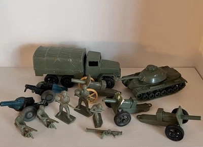 TIM MEE AÑOS 60 FUERZA DE TRABAJO - TANQUE, CAMIÓN, OBÚS Y MÁS - LOTE GENIAL - DEBE VERLO TODO Foto 1 de 4