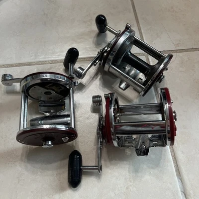 Carrete de pesca Penn Jigmaster 500 3 (dos sin carrete) Foto 1 de 4