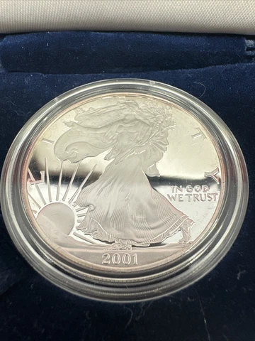 2001-W  WEST POINT US MINT - SILVER PROOF AMERICAN EAGLE UNCIRCULATED COIN Cover