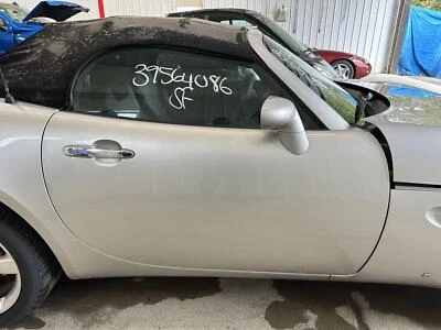 06-10 PONTIAC SOLSTICE PASSENGER RIGHT FRONT DOOR LIGHT TARNISHED SILVER 67U — 第 1/4 张图片