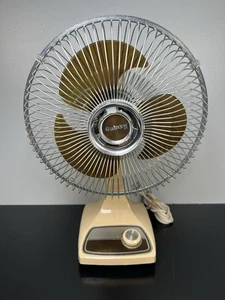 Vintage Galaxy Typ 9 oszillierender Lüfter 2 Geschwindigkeiten gelbe Blätter 9" Stil N-P - Bild 1 von 5