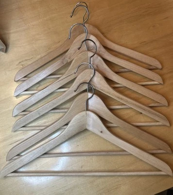 Lote de 6 perchas de madera pesada vintage trajes pantalones abrigos camisas de vestir pantalones Foto 1 de 2