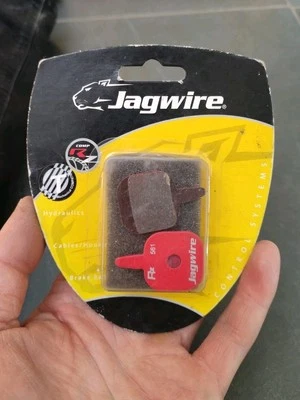 Jagwire Sport Disc Pad Semi Tektro Lyra Lox DCA077 One Pair - Image 1 of 3