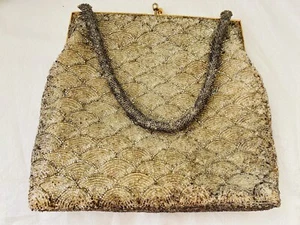 Vintage Handtasche mit überbackenen Perlen goldfarben hergestellt in Hongkong britische Kronkolonie - Bild 1 von 9