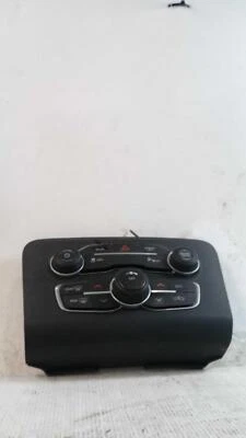 Dodge Charger 2018 interruptor selector de aire acondicionado OEM negro 68293615AD 75 k millas Foto 1 de 3