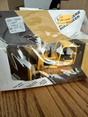 Ertl 1/64 John Deere Bulldozer #568 NIP - Image 1 of 2