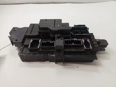 7C3T-15604-CM Theft-locking Junction Box from 2008 FORD F450SD 12463935 - Image 1 of 4