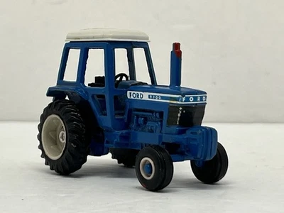 ERTL Ford 9700 Series Farm Tractor 1:64 Scale DieCast Hong Kong 1980 Used - Image 1 of 4
