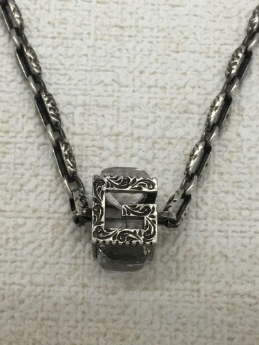 GUCCI SV925 Collana in argento con top da uomo usata