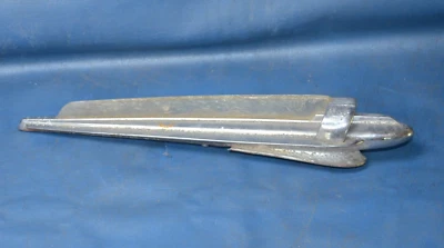 Vtg 1946-1948 Chevy Accessory HOOD ORNAMENT Deluxe Trim Lucite Fleetline Acc - Image 1 of 4