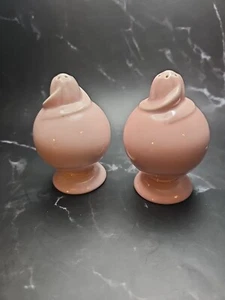 Vintage Taylor Smith LuRay Pastel Pink Salt and Pepper Shaker Set - Picture 1 of 8
