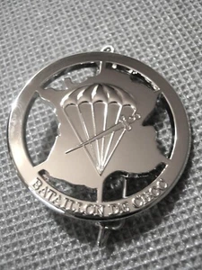 RARE INSIGNE DE BERET DES COMMANDOS DU 1° BATAILLON DE CHOC 1943 / 2013 - Picture 1 of 3