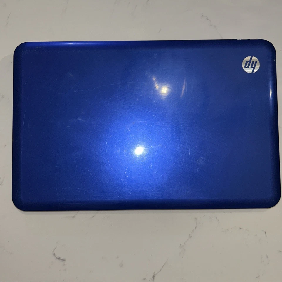 HP Pavilion serie G, funciona pero necesita una batería y fuente de alimentación nuevas Foto 1 de 3