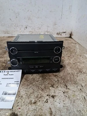 Radio/receptor estéreo, 8l2t18c869af 2008 Mountaineer Sku#4155507 Foto 1 de 4