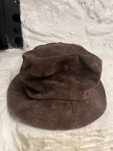 Cappello a secchiello pelle scamosciata vintage marrone jcpenney mixit hip hop isola - Foto 1 di 10