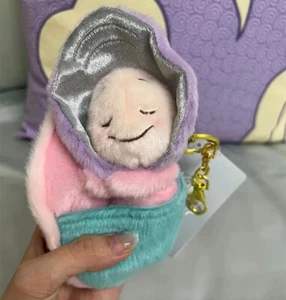 Shanghai Disney Store Lazy Young Oyster Plush Keychain Disneyland 2024 New - Picture 1 of 4