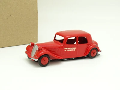 Dinky Toys Código 3 SB 1/43 - Citroën Traction 11BL 24N Bomberos - Imagen 1 de 3