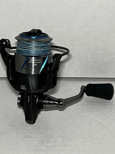 Quantum Benchmark 3000 Spinning Reel - Picture 1 of 8