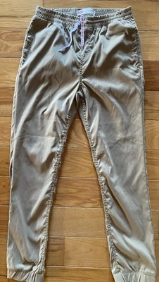 Joggers cargo Levi’s caqui niñas talla 12-14 tostados Foto 1 de 4