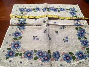 Vintage Blue Floral Hankie VGC 💌 - Picture 1 of 1
