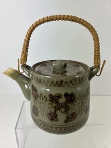 VINTAGE OMC TEAPOT JAPAN Sage / Brown Floral 4 3/4 X 7 1/2” Wicker Handle - Picture 1 of 20