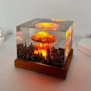 Nuclear Explosion Bomb Mushroom Cloud Lamp Flameless Lamp USB 3D Night Light - Picture 1 of 6