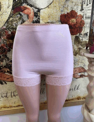 Rhonda Shear Blush Pink Lace Trim Smooth Pin-up Retro Panty Boyshort Brief New - Image 1 of 4