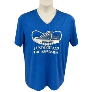 Camiseta Election 2024 XL I Understand the Assignment Chucks & Pearls SS V-Neck - Imagen 1 de 10