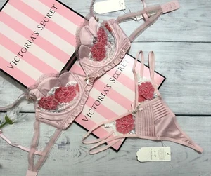 Conjunto de tanga sujetador con aros VS by For Love And Lemons Sylvie rosa blanco - Imagen 1 de 7